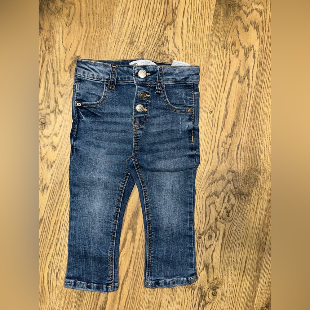 Zara jeans 18-24 months button closure